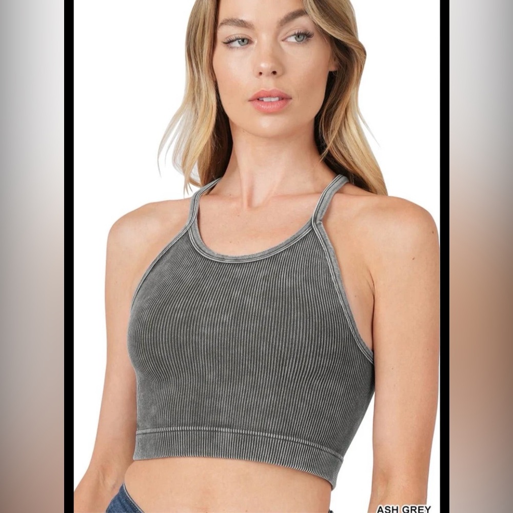 Zenana Seamless Ribbed Crop Tank - Black